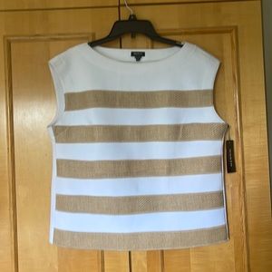 New medium Worth New York White and Natural Appliqué Stripe Neoprene Tee☘️☘️